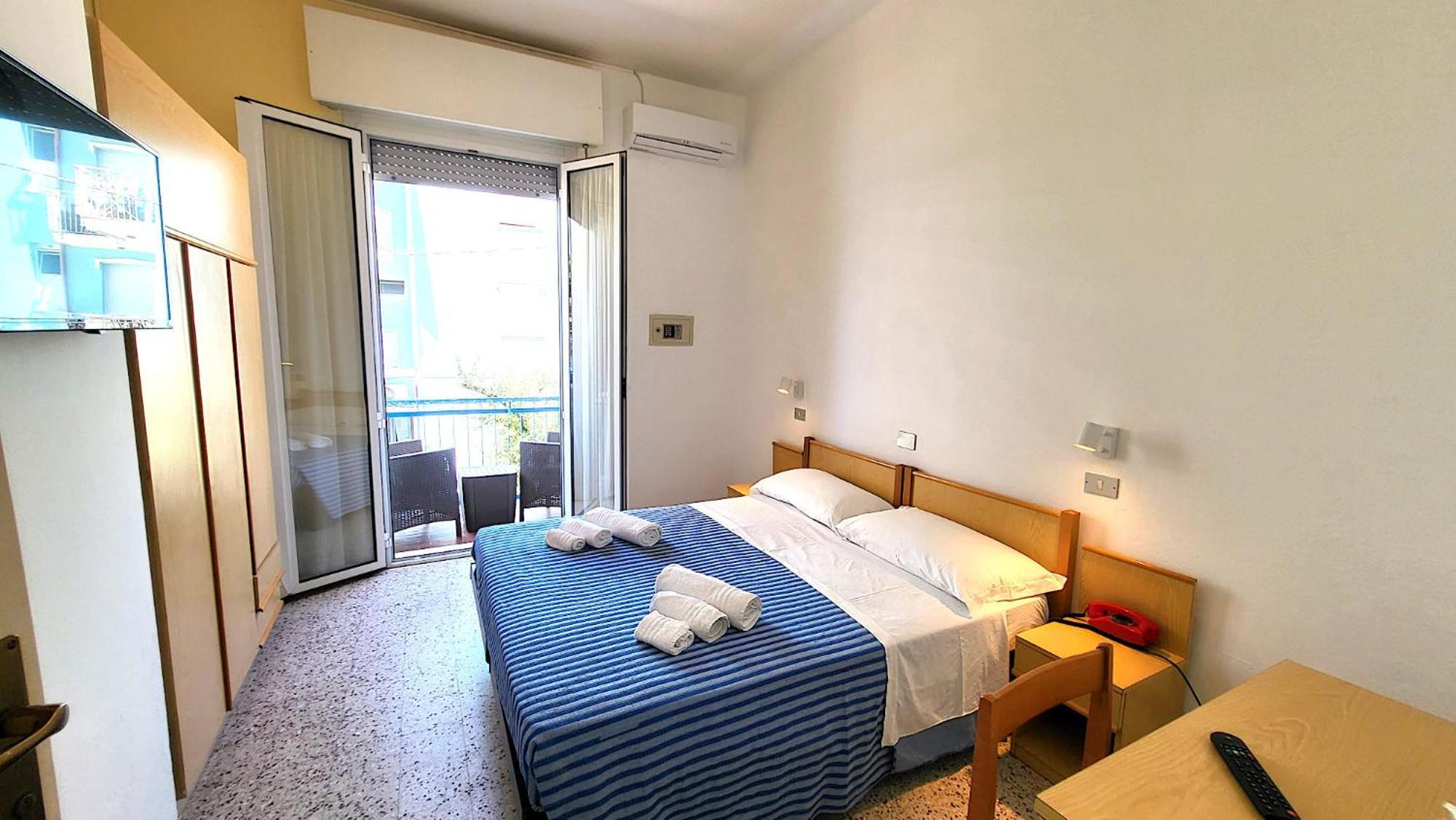 Hotel Villa Lauretta Bellaria-Igea Marina Esterno foto