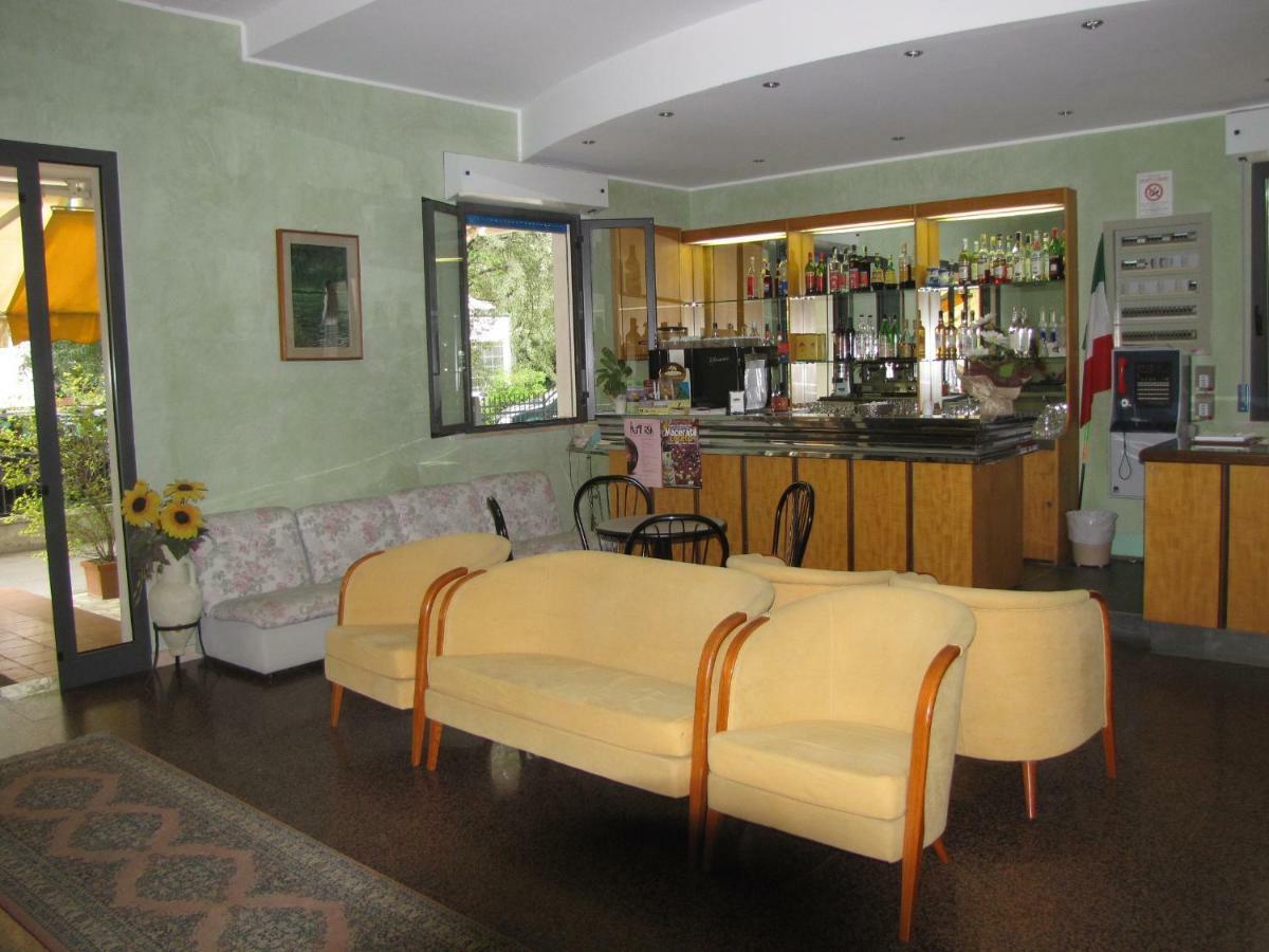 Hotel Villa Lauretta Bellaria-Igea Marina Esterno foto